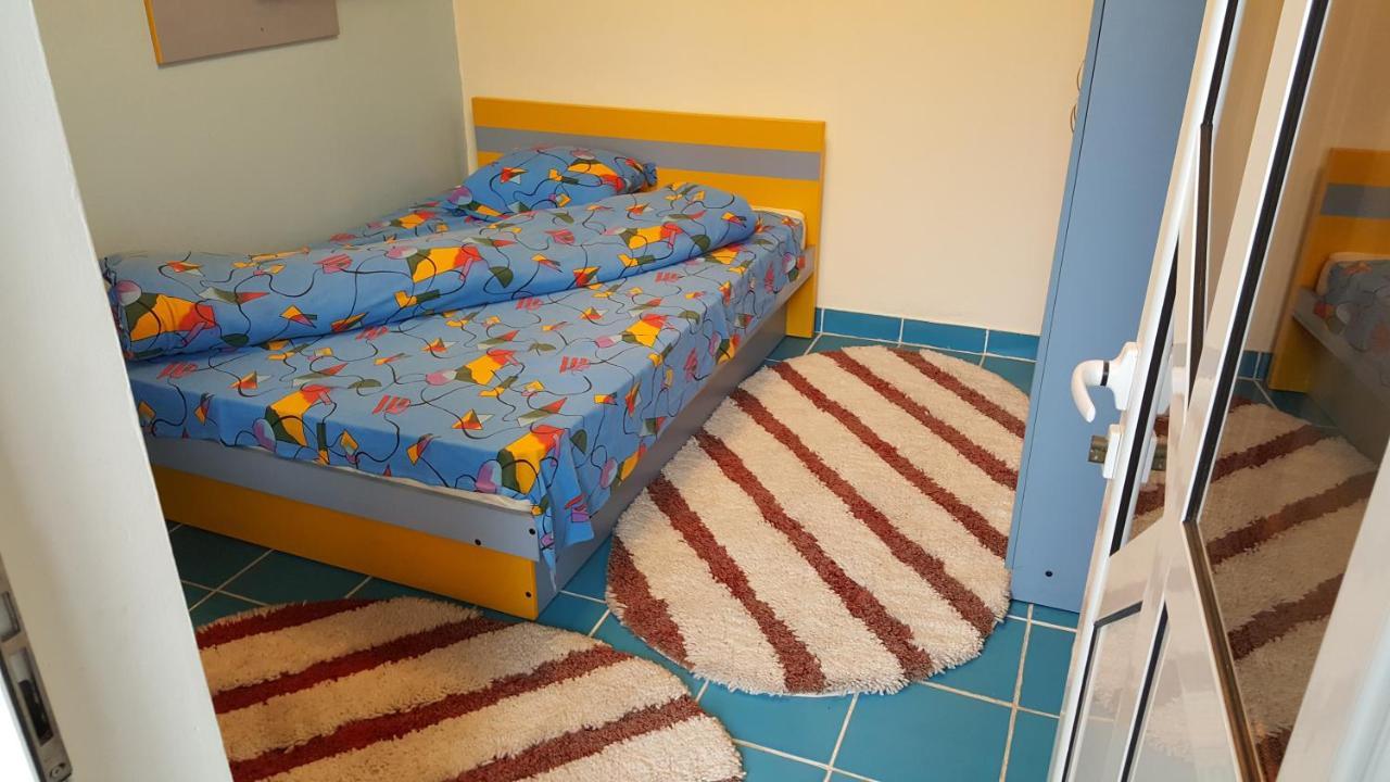 Casele Lena Bed & Breakfast Aldesti  Dış mekan fotoğraf